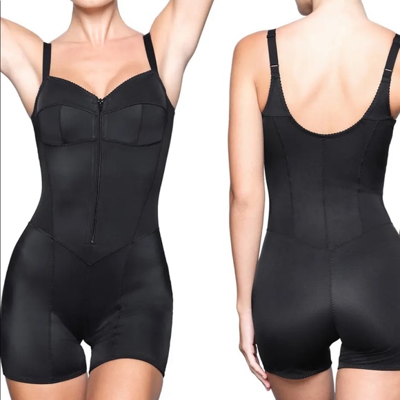 SKIMS Other - NEW! SKIMS Glam Short Bodysuit BLACK SIZE 2X 0900